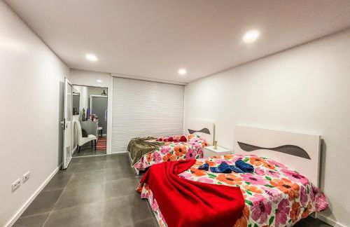 Bragança Holiday Home new apartment with 2 bedrooms private parking - Foto 10