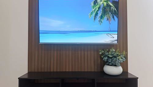 Varanda ensolarada a alguns passos do mar - Foto 4