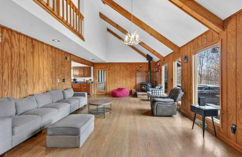 Huge Cabin w Hot Tub, Deck, Grill, Fire Pit, WiFi - Foto 14