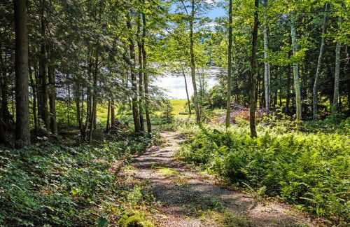 Lakefront Log Cabin on 2 acres - Photo 14