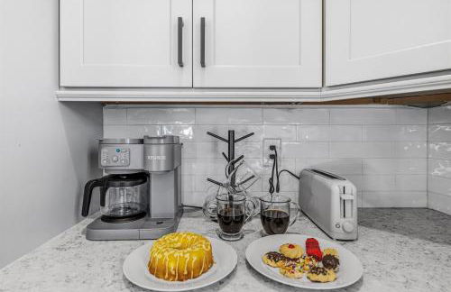 Design-Forward New Build 3BR2BA Seminole Heights - Foto 24