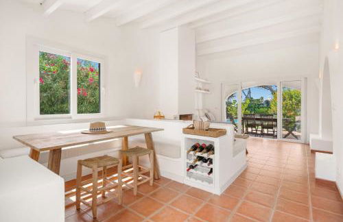 Casa Maitzgon - Renovada casa con piscina y jardín - Photo 3