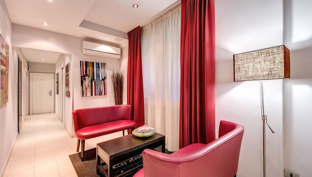 Coin salon dans le hall