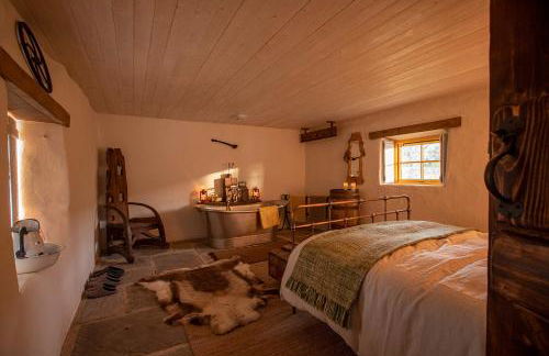 Thistle Thatch Cottage and Hot Tub - Mourne Mountains - Foto 18