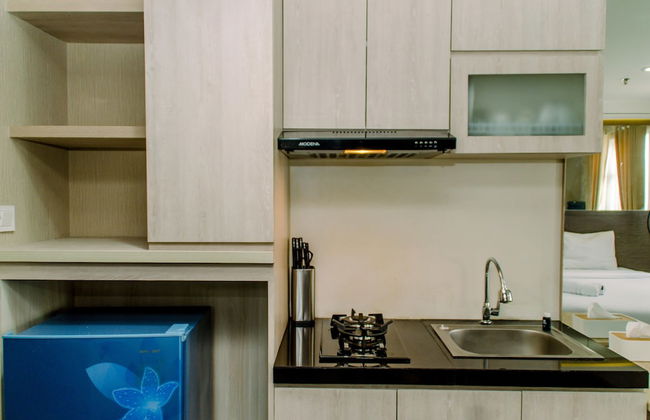 Minimalist And Comfy Studio At Bintaro Icon Apartment - Foto 5