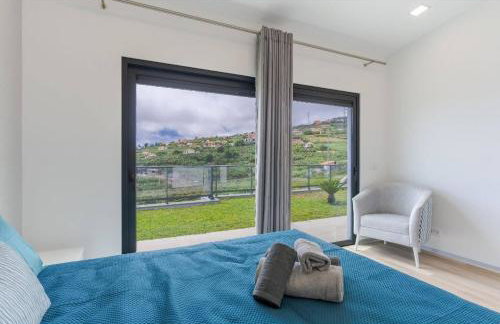 The pool house in Ponta de Sol - Photo 12