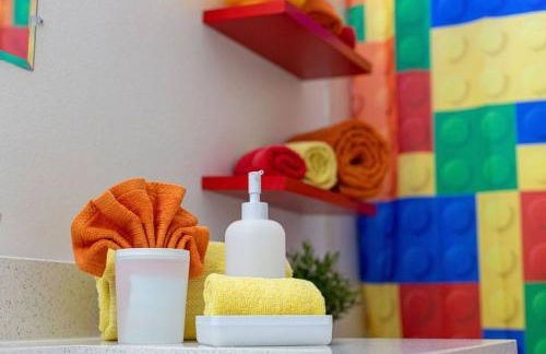 596 Modern 5 bed home overlooking beautiful golf course and conservation with Games room - Foto 46