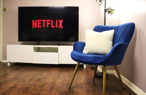 Heathrow Modern House with Parking & Fast WiFi - Foto 16