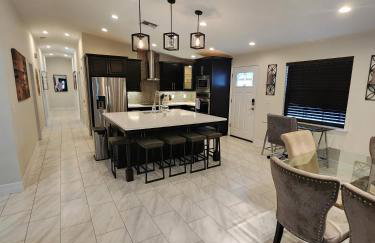 The Villa Orlando College Park Sleeps16 - Monthly Stays - Foto 9