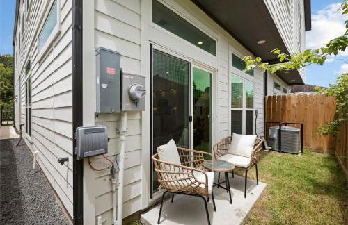 2 Luxury Homes in 1 - Walk to Nightlife & Stadiums - Foto 44