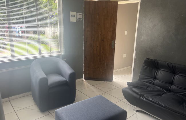 4th Road accommodation - Photo 22