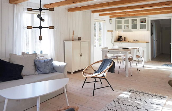 6 Person Holiday Home in Hallabro - Photo 6