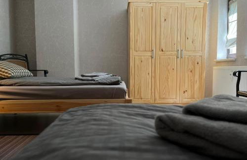 Ferienwohnung zentrale Lage Parkplatz kostenlos Grill Terrasse Fahrradraum Kromlau - Foto 25