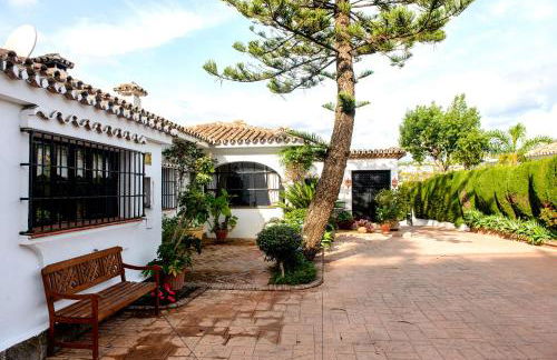 CASA MICHAEL - El Paraiso, Marbella - Photo 47