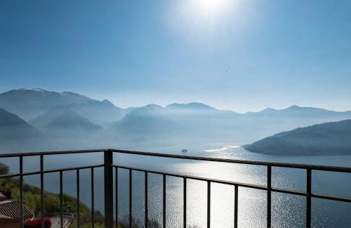 EnjoyIseoLake - Cherubino - Nice 2 floors apartment with pool, terrace and a terrific lake view - Photo 15