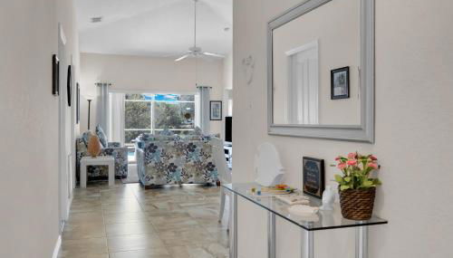 Serene 4 Bed Home With Lake And Conservation Views - Foto 3