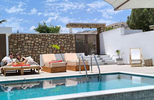 Valantina's & Mannouel Lardos Luxury Villas - Photo 46