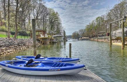 Porch Paradise by Avantstay New Pool, Firepit - Foto 16