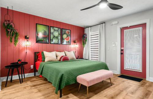 PCB Sleeps 22! 2 Homes, 2 Pools, 2 Mini Golf - Foto 7