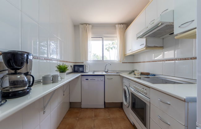 3 bedroom House in Salou with swimming pool and garden - Photo 9