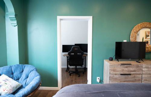 Rainforest Retreat 20m to NYC Parking Sleeps 25 - Foto 64