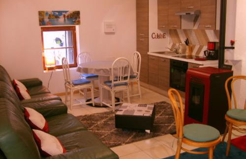 Gîte dans un village médiéval - Foto 1