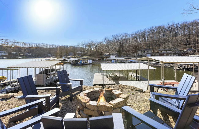 Big Bear Bungalow Stay on Ozark Waterfront - Foto 1