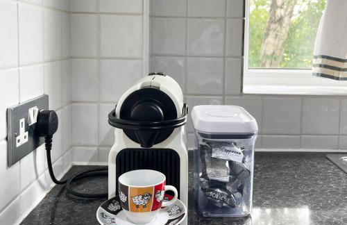 2-Bed Apartment Near ExCeL - Free Parking & WiFi - Ideal for Families, Business & Leisure - Foto 12