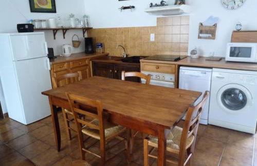 Gîte de France Les hauts de la valade 3 épis - Gîte de France 4 personnes MAE-9084 - Foto 3