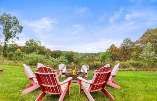 Family Mountain Escape w Private Suite Modern Comforts - Foto 3