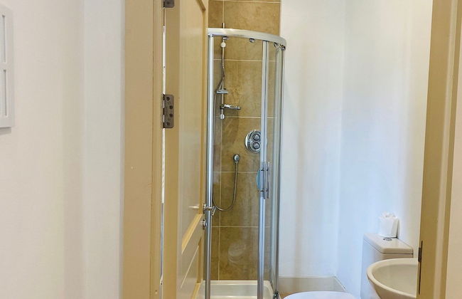 Bright Modern Welcoming Home Easy Stroll Along Pathway Into Kenmare Town - Foto 4