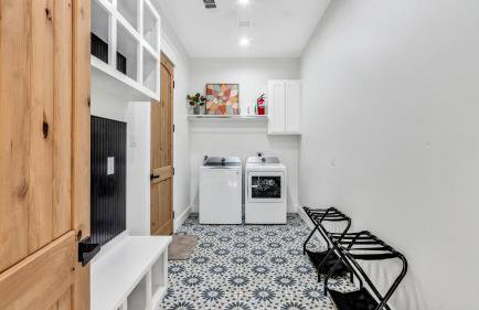 Luxury (Less than mile from AT&T Stadium/GlobeLife) GameRoom/Basketball Hoop - Foto 16