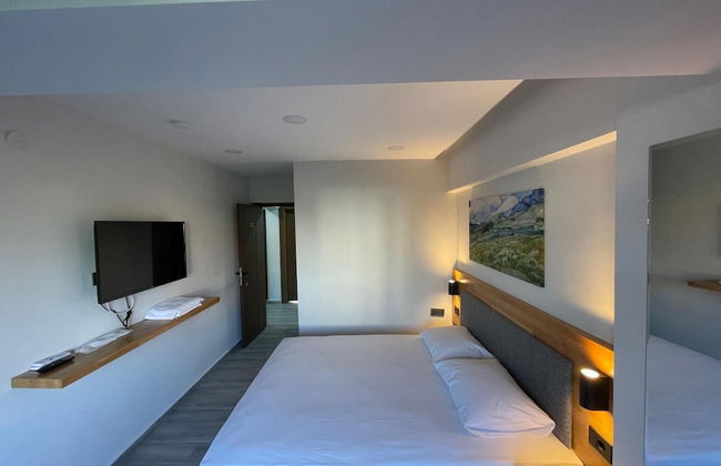 Royalova Hotel - Photo 18