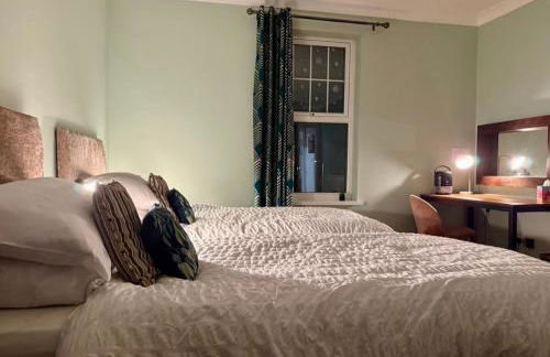 The Lily•Central Beeston•Private Apartment•SmartTV•Free Wi-Fi•Tram• - Photo 23