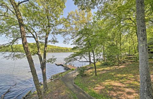 Harrison Lakefront Cottage with Private Dock! - Photo 22