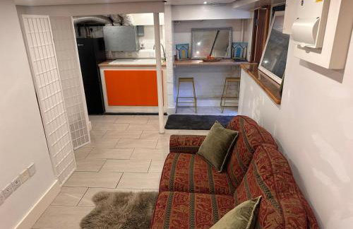 Studio Retreat with Small Garden and Own Entrance - Foto 3