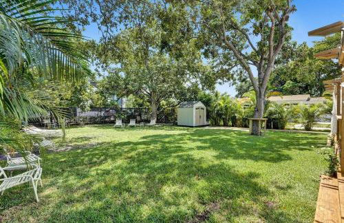 Hallandale Beach Family Vacation Home Backyard - Foto 62