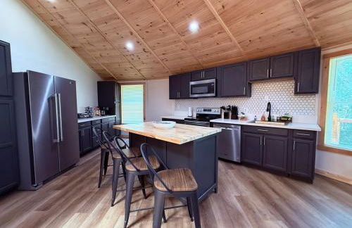 Stunning Lakefront Treehouse! Must book! - Foto 2