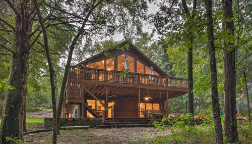 Waterfront Lake Dardanelle Home with Dock and Fire Pit - Foto 3