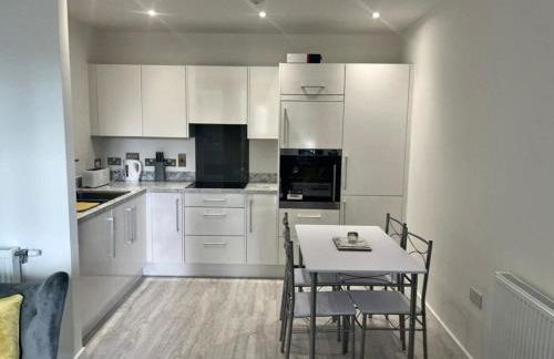 2 Bedroom Flat in Central Bexleyheath with Elevator and Gym Access - Foto 3