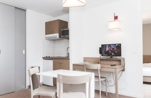 Terres de France - Appart'Hotel Quimper Bretagne - Foto 4