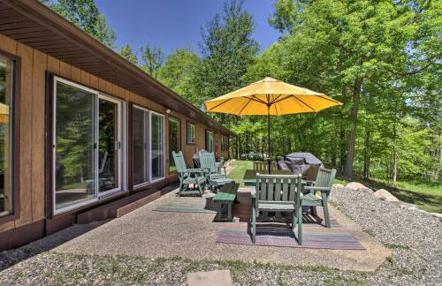 Lakefront Hackensack Cabin with Patio and Grill! - Foto 29