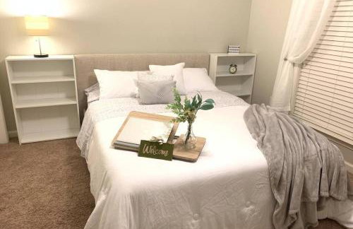 Peaceful 3BR/2BA Hidden Lake Home Near ACOM w/WiFi - Foto 4