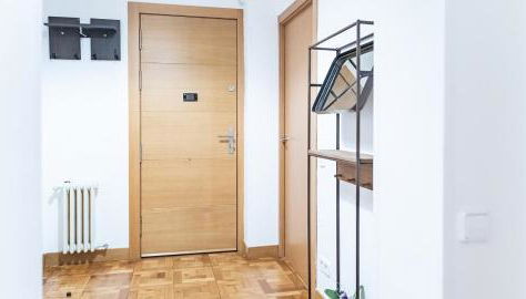 Adaptado y cómodo apartamento en Iturrama - Foto 2
