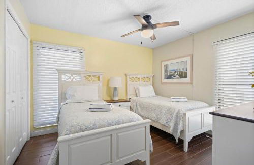 Cabana Beach Club by RVA - Photo 38