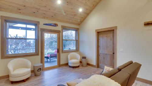 Bigfork Cottage with Lake Views 5 Mi to Downtown - Photo 4