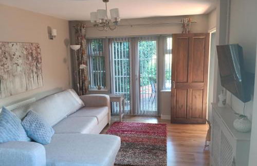 Secluded Countryside Retreat for Four, Gloucester - Photo 8