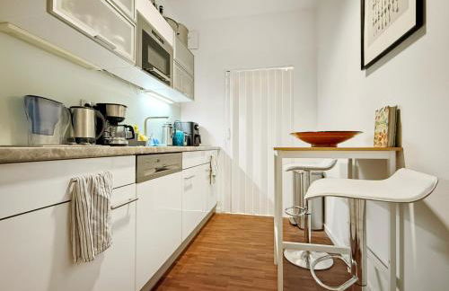 Zentrale Ferienwohnung in München 6 Schlafzimmer, 16 Gäste - Photo 23