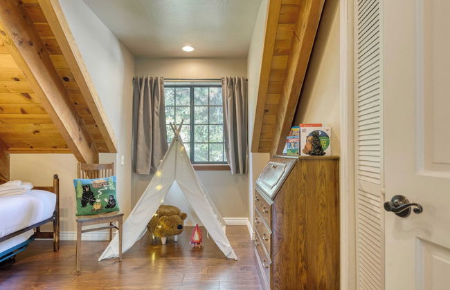 Dream Catcher by Avantstay Deck, Fire Pit, Movie Theater, Game Garage - Foto 39