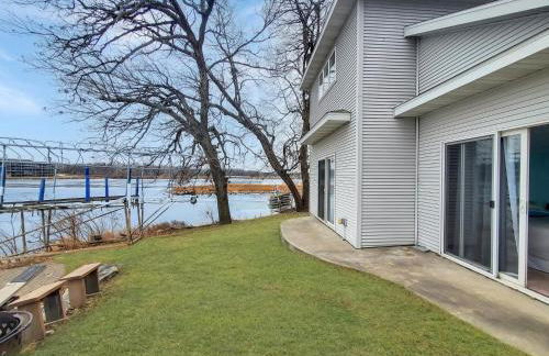 The Lakeside Lookout on Gingles Point - Photo 36